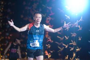 BIB: 4082
                            <button type="button" onclick="openModal(18286959)" class="btn btn-primary btn-sm float-right btn-popup" data-toggle="modal" data-target=".modal-high-quality">
                        <i class="fas fa-shopping-cart"></i> Add to Cart
                    </button>
                                            <button type="button" onclick="isThisMe(18286959, true)" class="btn btn-success btn-sm float-right btn-popup btn-isme hidden" data-toggle="tooltip" data-placement="bottom" title="นี่คือรูปของคุณใช่ไหม คลิกที่นี่เพื่อเอาเข้าอัลบั้ม">
                        <i class="fas fa-plus"></i> Add to album
                    </button>
                    <button type="button" onclick="isThisMe(18286959, false)" class="btn btn-warning btn-sm float-right btn-popup btn-isnotme hidden">
                        <i class="fas fa-ban"></i> Remove from album
                    </button>